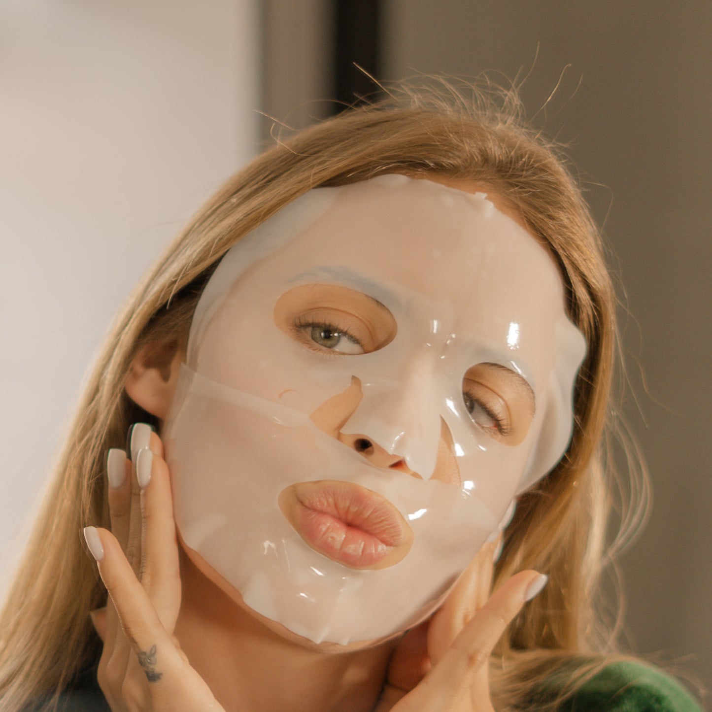 Hydrogel Face Collagen Mask – Firming & Hydrating Skincare Treatment
